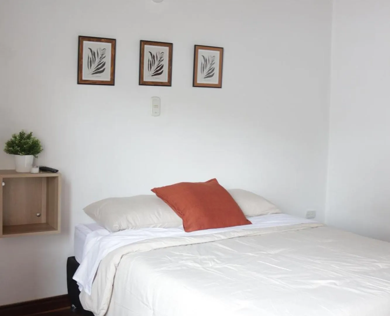 Casa Serene - Habitacion Cumbre Medellin 0*,  Colombia