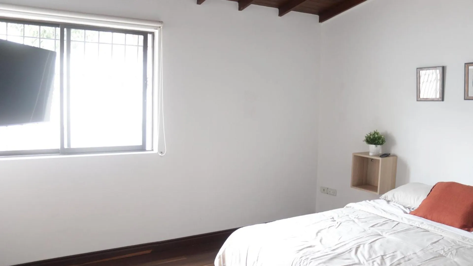 Casa Serene - Habitacion Cumbre Medellin Colombia